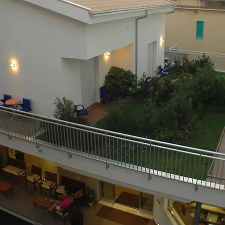 Hotel Miramare Pineto