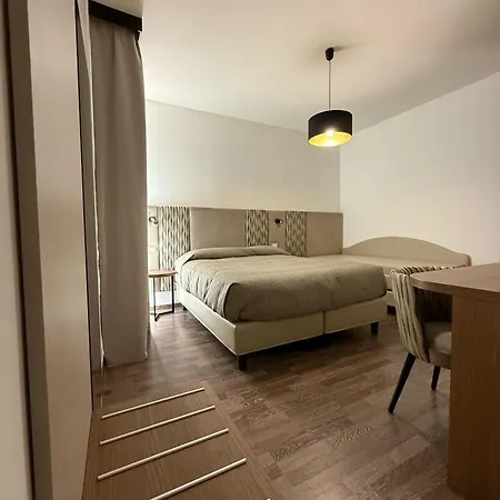 Miramare Hotel 3*