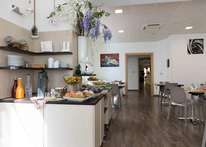 Miramare Hotel Pineto